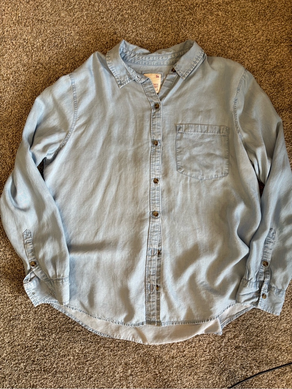 45.  SO Chambray Light Blue Button-Up Shirt - Classic Casual Style